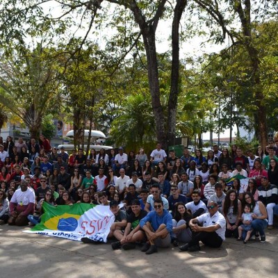 Evento jovem leva mais de 200 vicentinos a Formiga