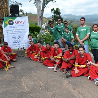 Jovens do CM Formiga participarão de encenação da Via Sacra na Romaria